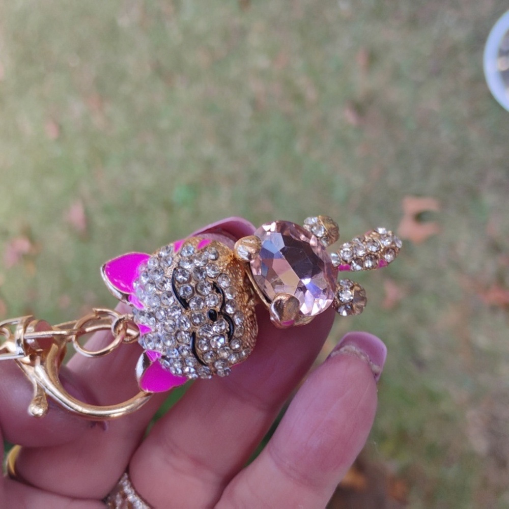 GIVEAWAY Rhinestone pink cat bag charm keychain